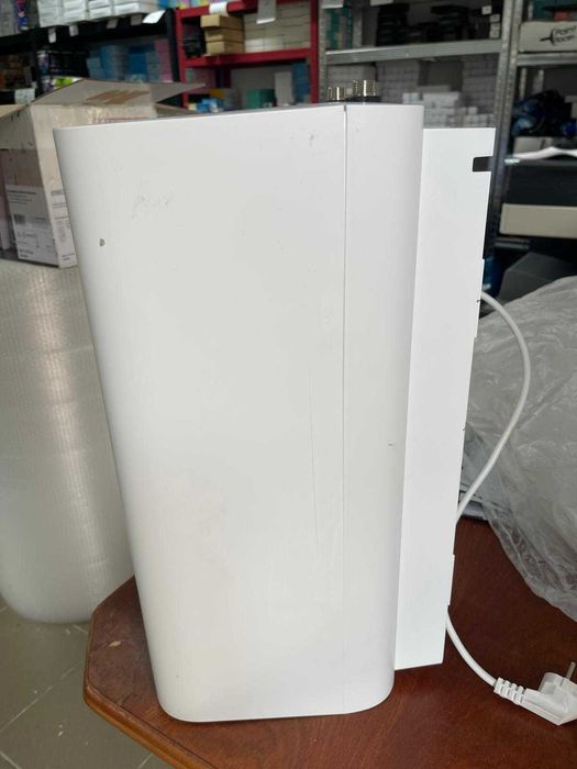 Boiler Stiebel Eltron SNU 10 Plus, cu funcție Thermostop, 10 litri, de joasă presiune, cu priză de 230 V, 2 kW, fabricat în Germania, 204980