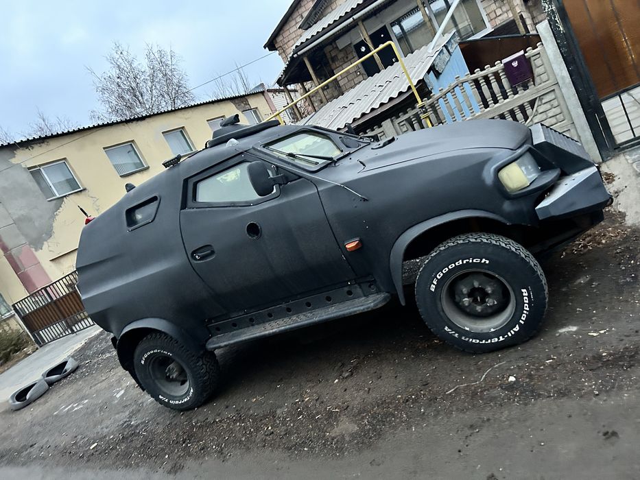 Продаеться Бронивик