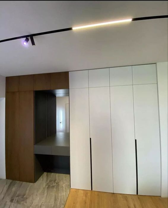 ПРИХОЖИ и гардероб