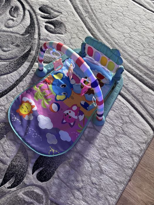 Развивающий коврик