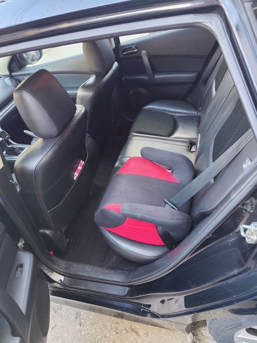 Продава/заменя Мазда 6 газ/бензин