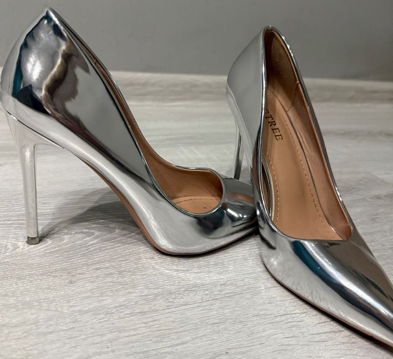 Дамски обувки на ток