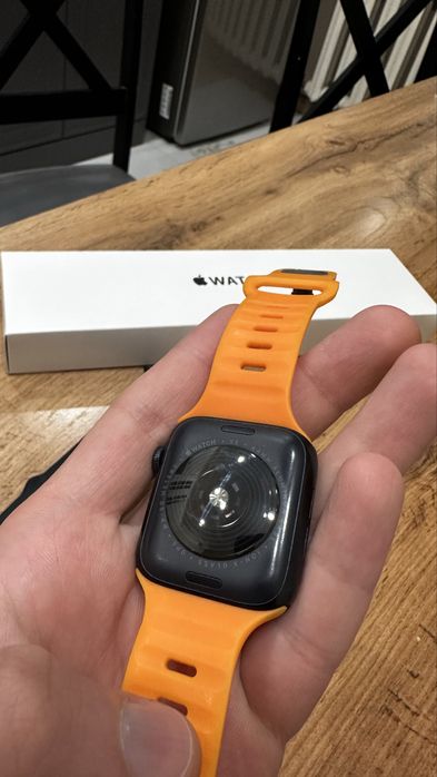 Apple Watch SE 44 mm