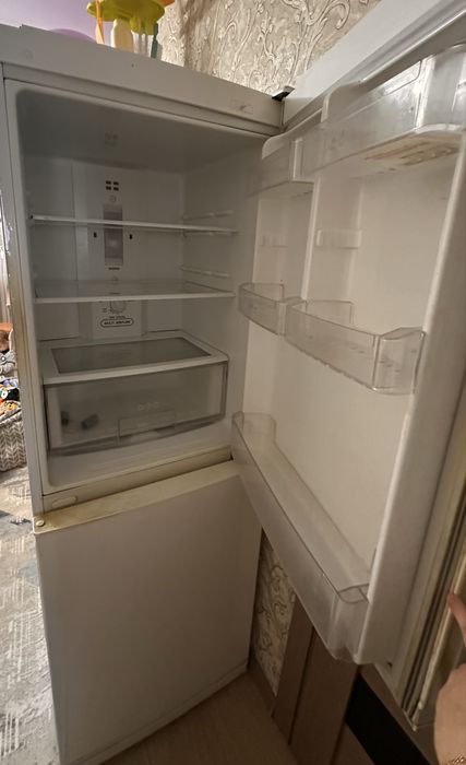 Продаю холодильник LG б/у