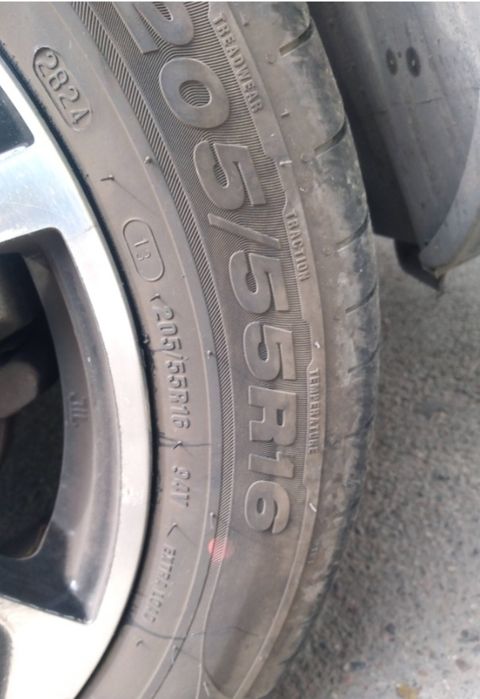 Продам шины для легковых автомобилей