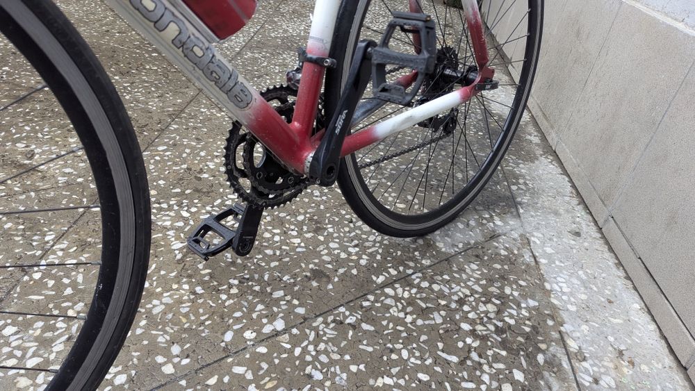 Продам шоссейный велосипед Cannondale