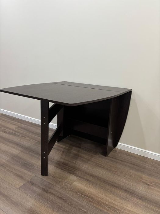 Продам стол- книжку