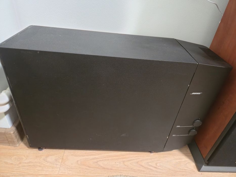 Acoustimass® 5 Series III speaker system