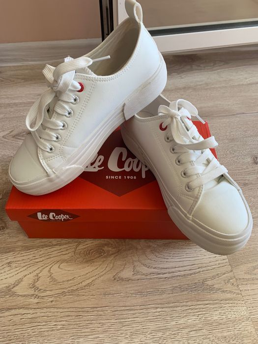 Продавам нови маратонки