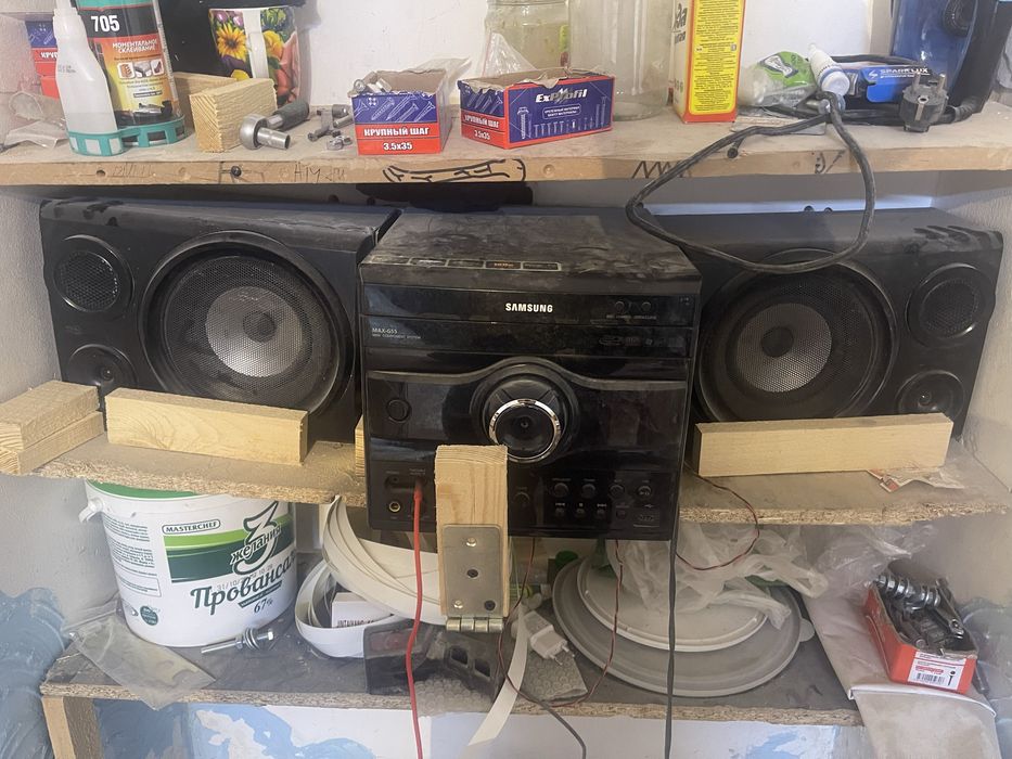 Калонка рабочи жұмыс жасап тұр