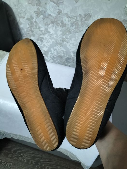 Продам боксерки р 41 бу