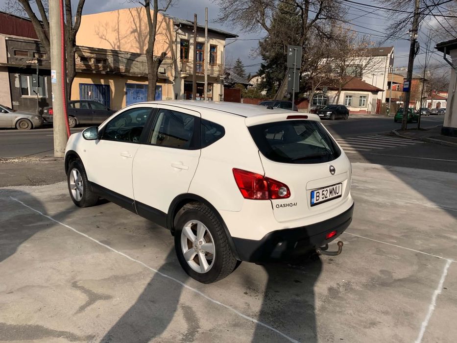 Nissan Qashqai 2010 Motor 2.0 benzina , 200.000  KM  , 4400 negociabil