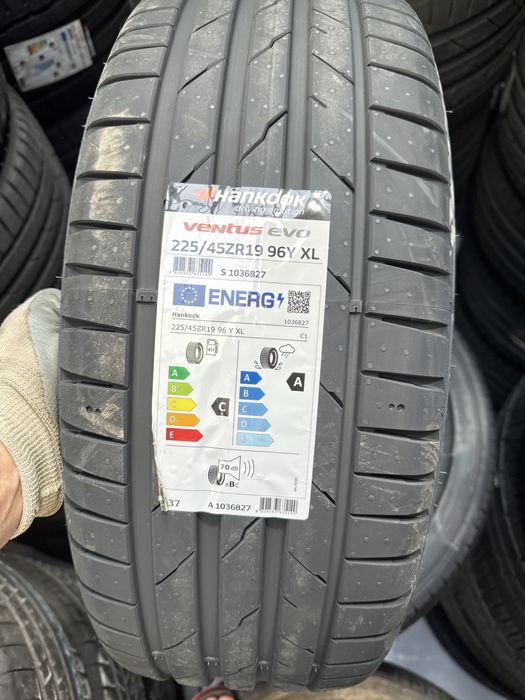Anvelope noi de vara 225/45 R19