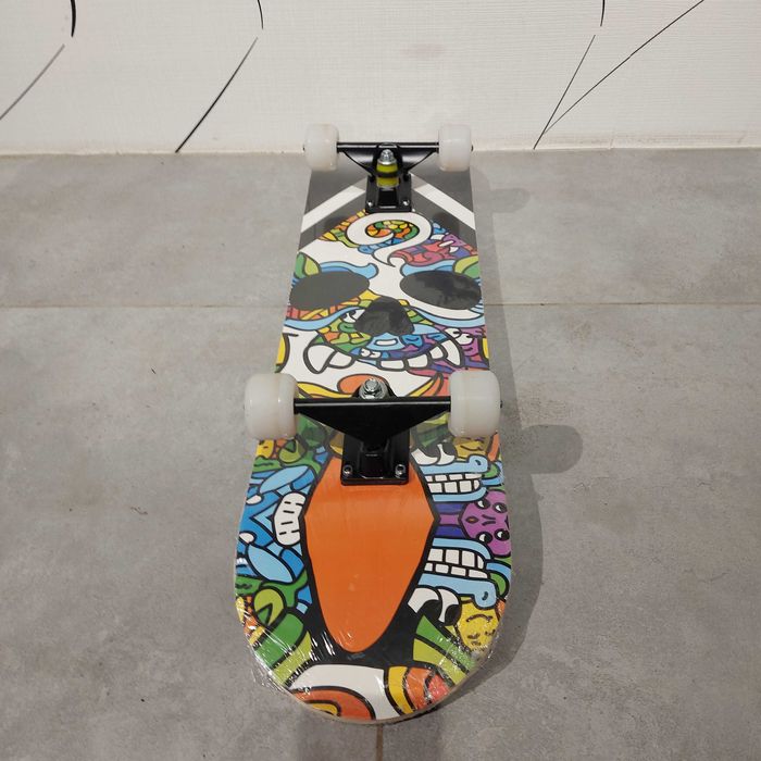 Трюковый Профессиональный скейтборд. Трюковой. Skateboard. Роликовая