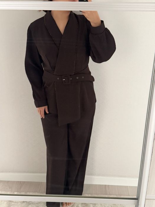 Коричневая даойка и Костюмчик