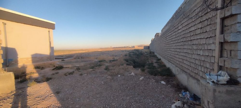 Noturar bino sotiladi