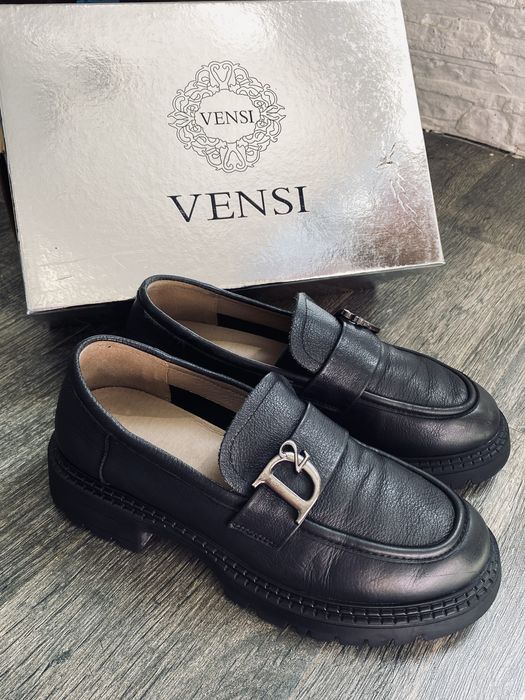 Женские лоферы Vensi