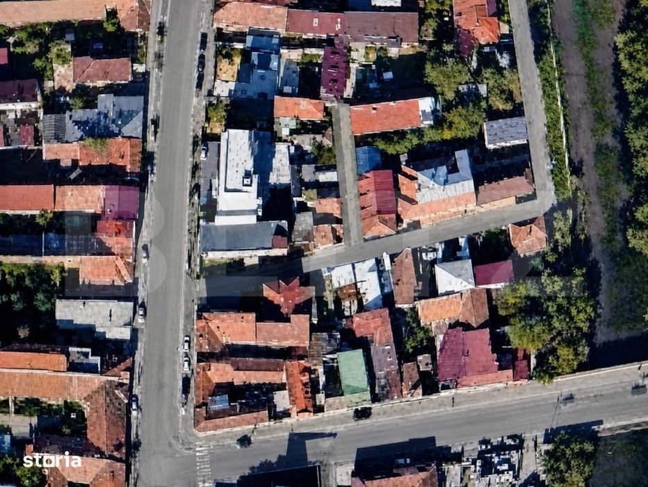 Casa de reabilitat, zona semicentrala, perfecta pentru investitie