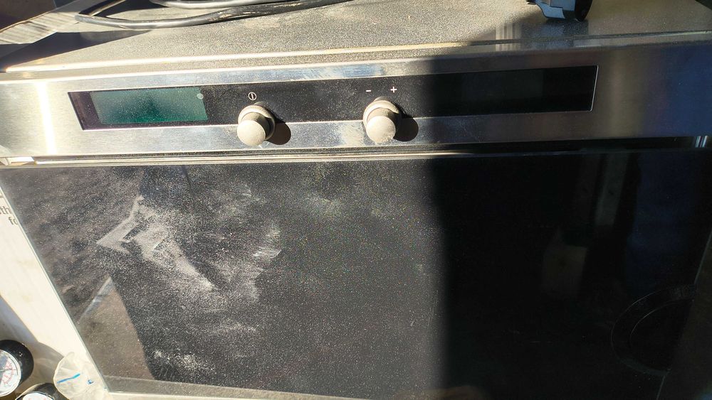 MIELE Конвенкционна фурна за вграждане