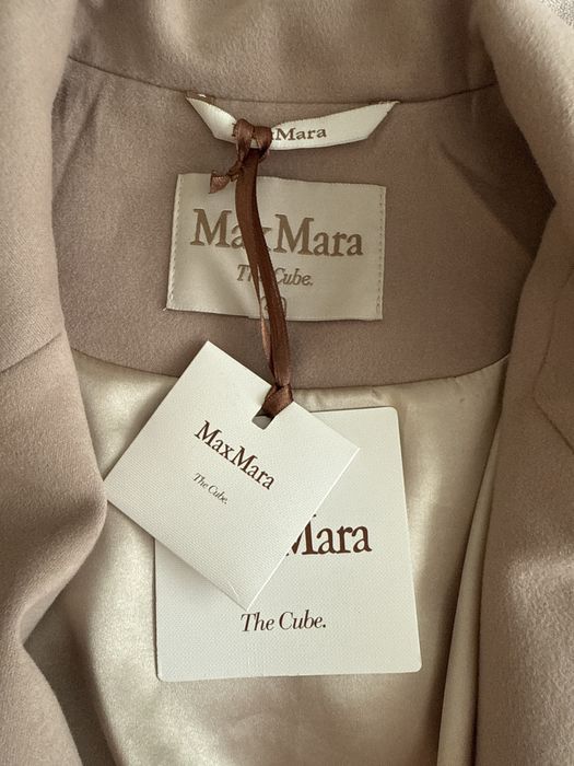 MaxMara - кашмирено късо палто