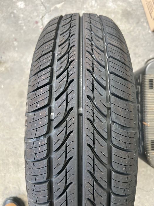 Автомобилна гума 175/70/14