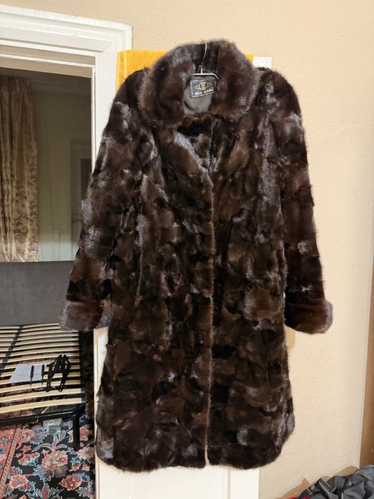 Продам  норковую шубу