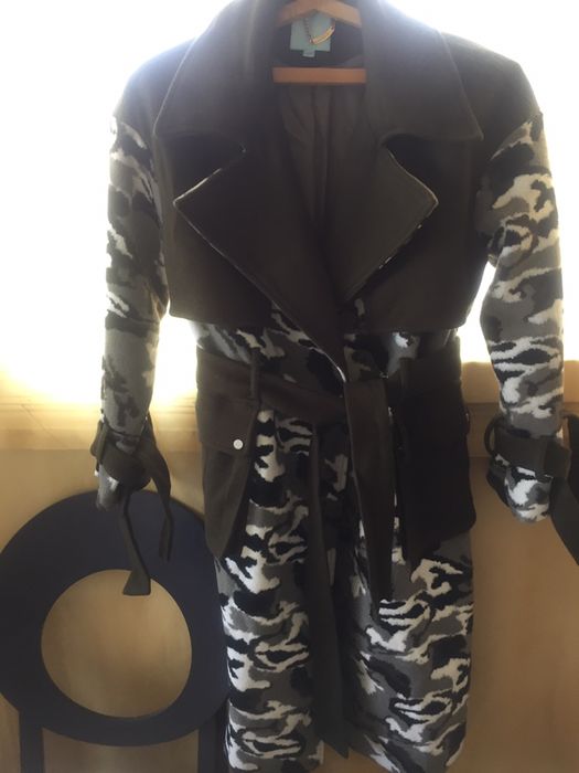 Пальто мягкое новое