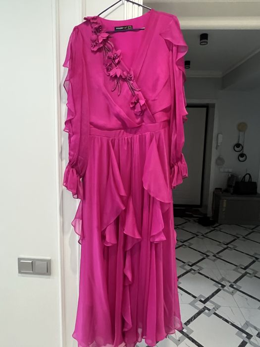 Продается красивое платье 42/48 размер