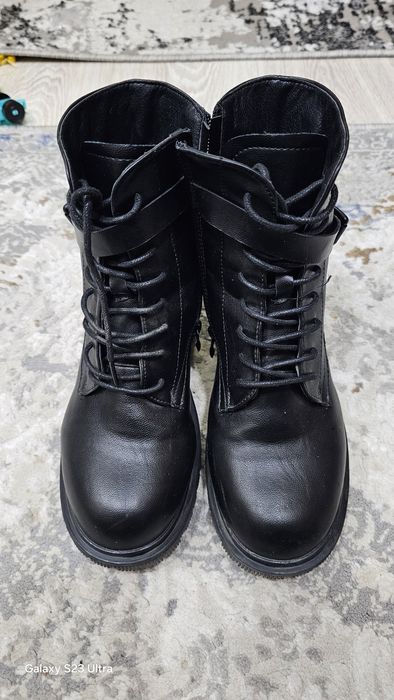Продаются почти новые сапожки