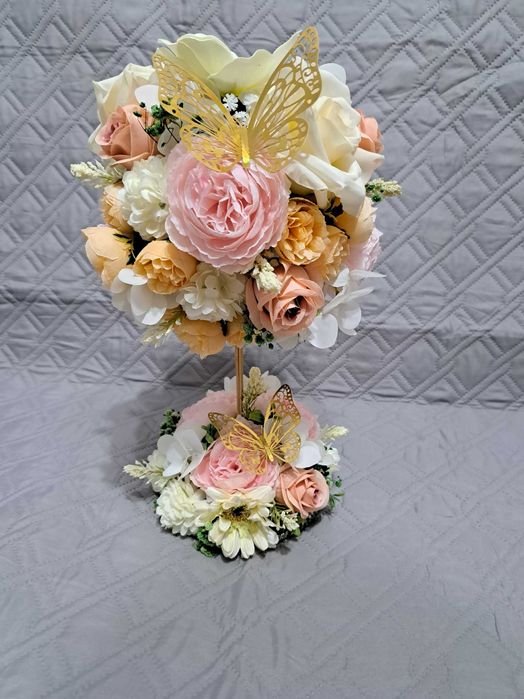 Aranjamente florale naturale sau artificiale