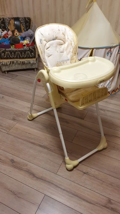 Детский столик для кормления