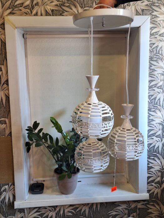 Продам новые люстры