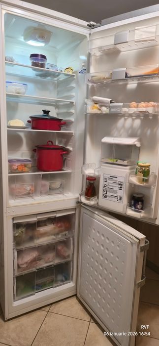 Combină frigorifică Beko DBK386WDR+