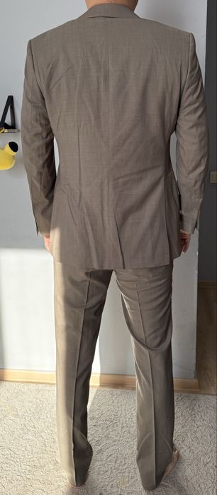 Деловой мужской пиджак