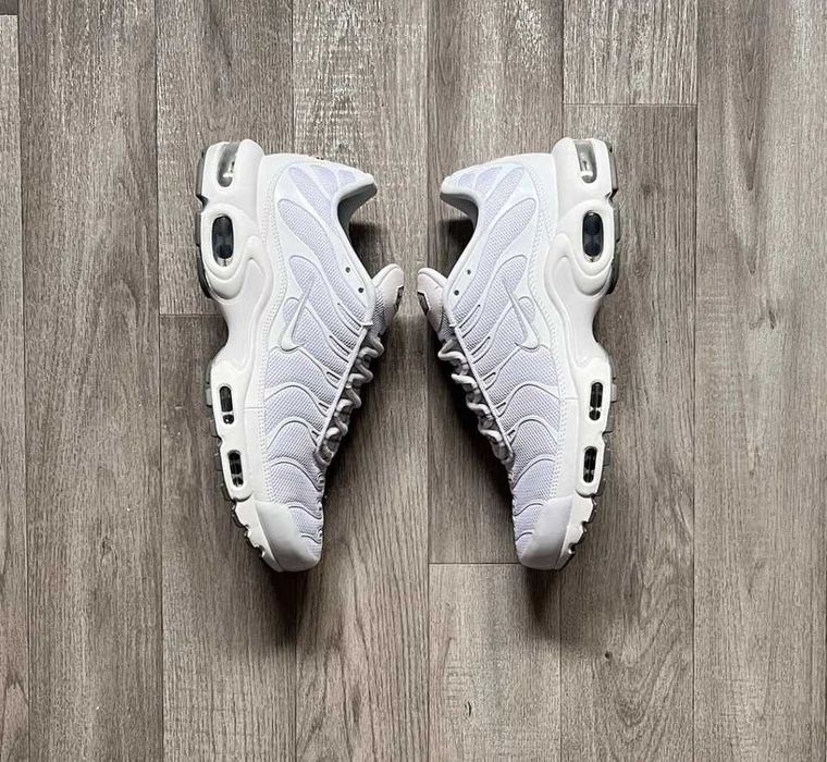 Nike Air Max TN PLUS Triple White POPULAR! (всички номера от/до 36-46)