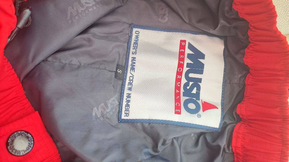 MUSTO -performance ветроходен спортен панталон