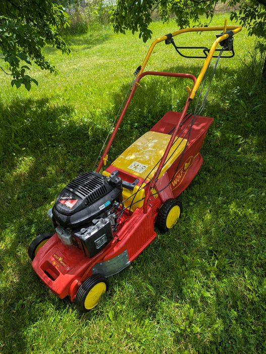 Masina de tuns cu tractiune Honda
