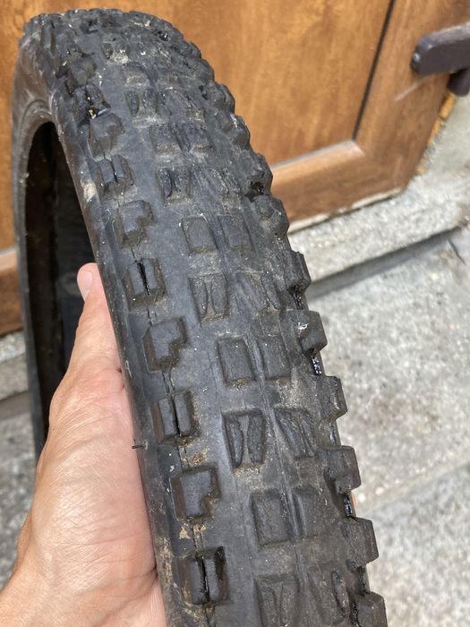 Гуми за спускане 26 maxxis High roller и minion