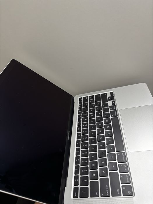 macbook(макбук)М1