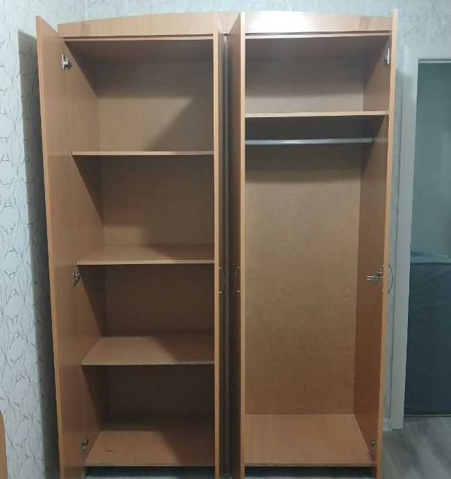 Продам шкаф четырехстворчатый