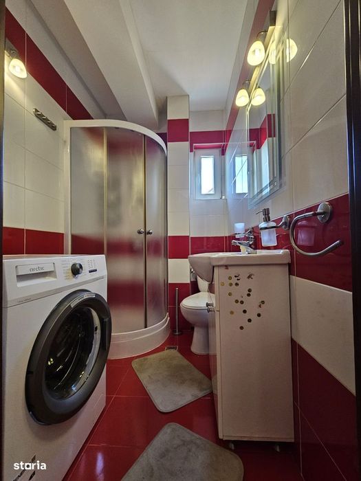 TRIPLEX MOBILAT 4 camere 2 bai+ garaj Turnisor reper Metro