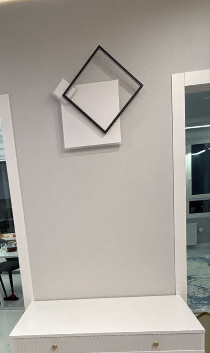 Продам настенный светильник