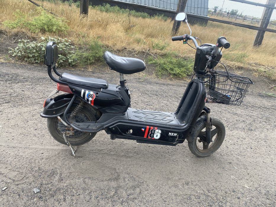 Электро скутер продам