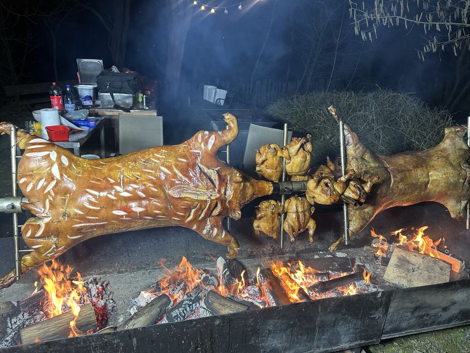 Bucatar de inchiriat  pt evenimente private, nunti, botezuri!