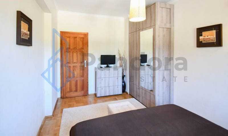 Дава се под наем Двустаен апартамент в София, Лозенец - 65 кв.м за 475 € - Снимка #4