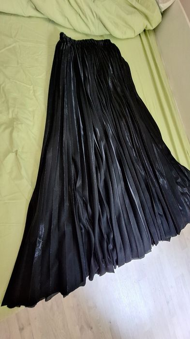 Продаётся тренч в пол