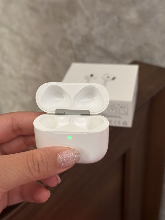 Кейс от airpods 4 без шумоподавления