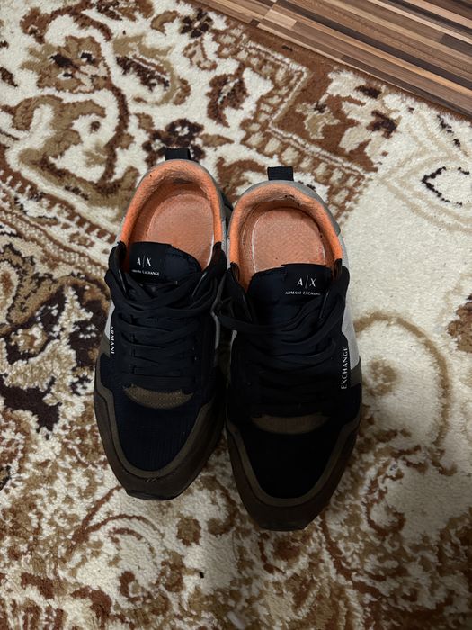 adidasi armani exchange