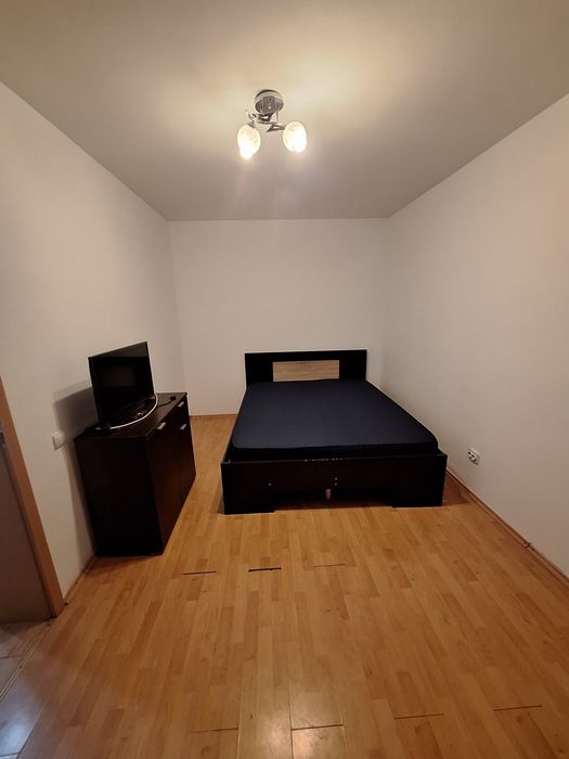 Garsoniera de inchiriat,250euro..