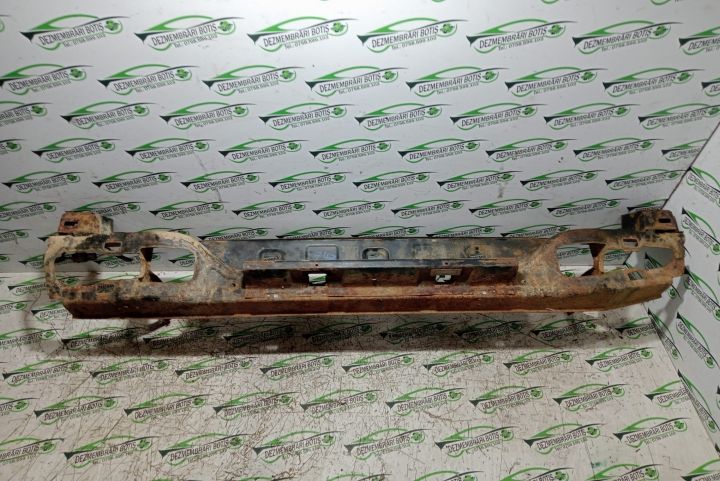 Armatura / Intaritura bara fata Nissan Terrano R20